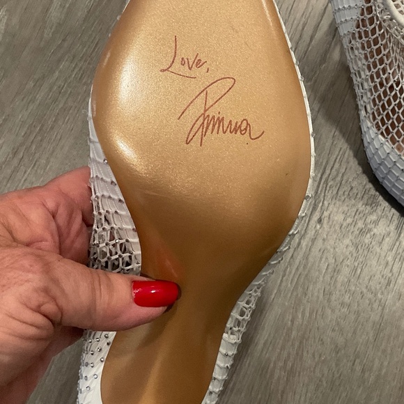 PNIA TORNAI Liebe Rhinestone Netting  Pointed Toe Pumps White Size 7 NWOT - Picture 6 of 9